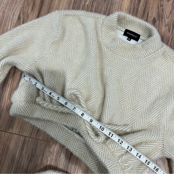 Revolve x MAJORELLE Loulya Top and Mini Skirt Sweater Set in Buttermilk - Picture 13 of 16